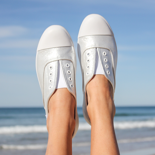 Lulu - Pearl holster Australia